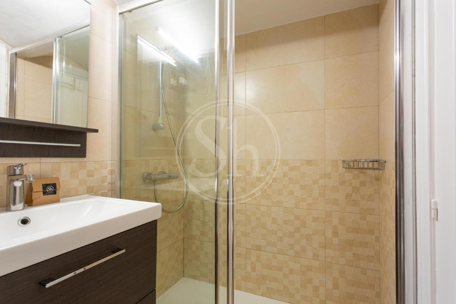 Practico Apartamento Cerca De Estacion De Sants バルセロナ エクステリア 写真