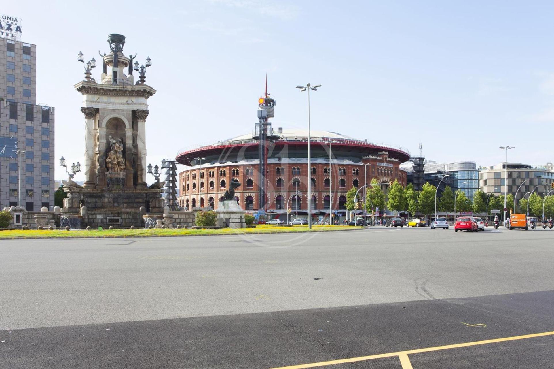 Practico Apartamento Cerca De Estacion De Sants バルセロナ エクステリア 写真