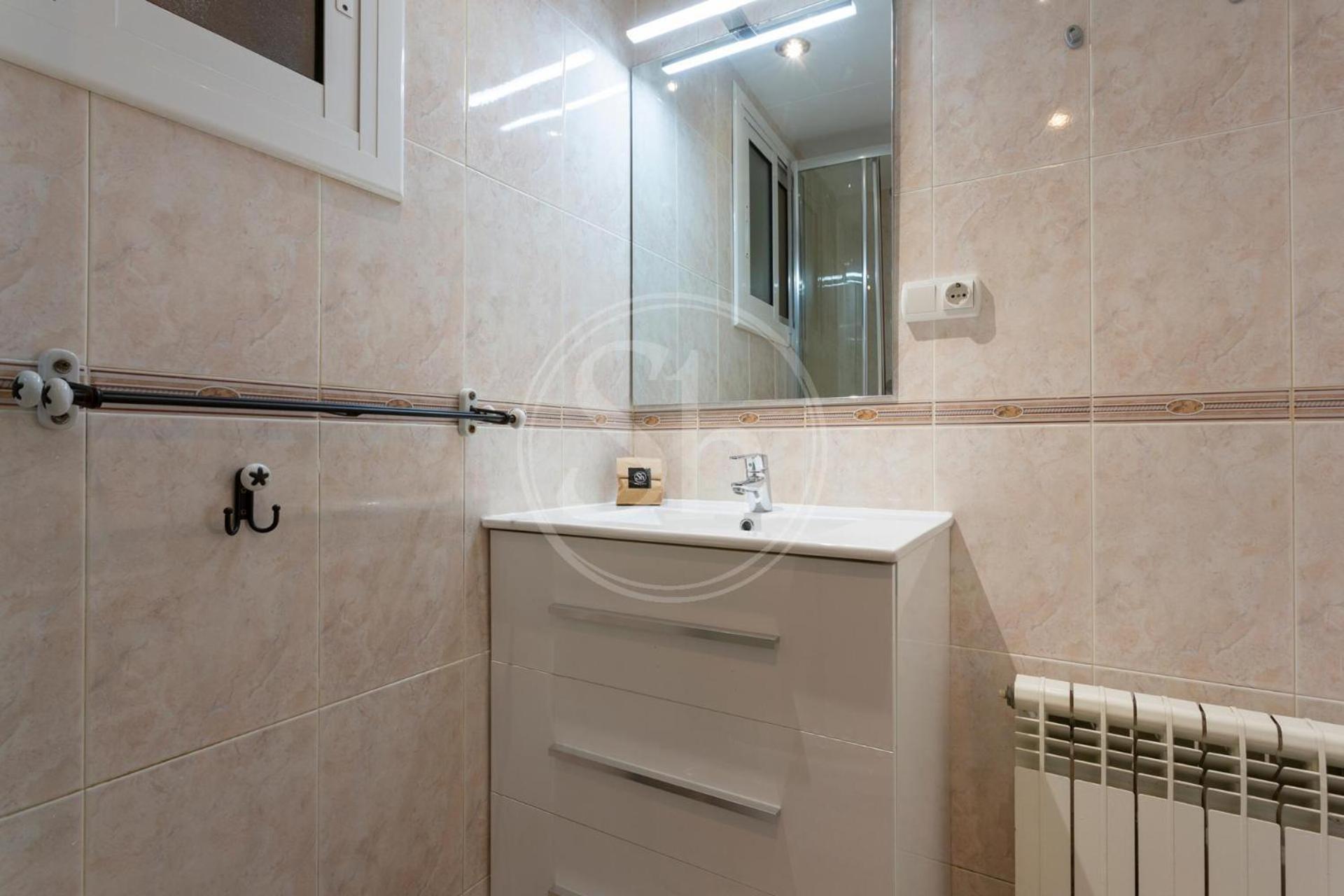 Practico Apartamento Cerca De Estacion De Sants バルセロナ エクステリア 写真